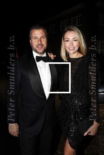 Muiden 10 november 2018
Daphne Deckers viert haar 50e verjaardag . Haar man Richard Krajicek en kinderen Emma en Alec zijn natuurlijk aanwezig. Winston Gerschtanowits met zijn vrouw Renate Verbaan