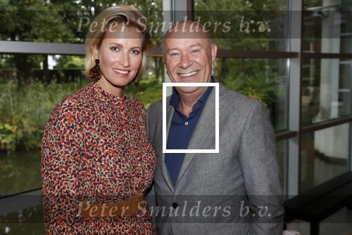 Amstelveen 1 oktober 2019
15 jaar de Esther Vergeer Foundation in het Cobra museum . Er wordt een expositie geopend van 15 fotografen waaronder oa William Rutten Estelle Cruijff Klaasjan v d Weij Patty Brard Isa Hoes Marco Borsato Sacha de Boer Klaas v Kruistem en Edwin Smulders. Anouk Smulders presenteert het en Prinses Margriet is aanwezig. Anouk met Hans v d Veen