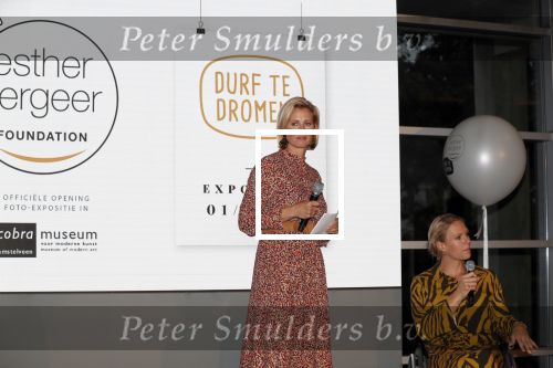 Amstelveen 1 oktober 2019
15 jaar de Esther Vergeer Foundation in het Cobra museum . Er wordt een expositie geopend van 15 fotografen waaronder oa William Rutten Estelle Cruijff Klaasjan v d Weij Patty Brard Isa Hoes Marco Borsato Sacha de Boer Klaas v Kruistem en Edwin Smulders. Anouk Smulders presenteert het en Prinses Margriet is aanwezig.