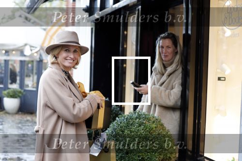 Amsterdam 12 november 2019
Presentatie en opening winkel Shoeby van Fred v Leer en Nicolette v Dam.
Anouk Smulders
