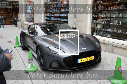 Amsterdam 16 oktober 2019
Presentatie nieruwe Tag Heuer Max Verstappen horloge bij Majestic. Max arriveert in een speciale Aston Martin op de dam in Amsterdam. Shelly sterk presenteert de presentatie.