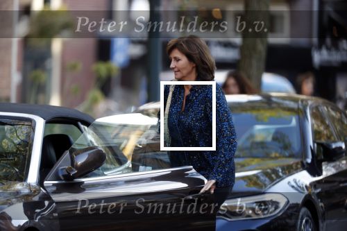 Amsterdam 28 oktober 2019
Astrid Joosten doet boodschappen op de cornelis Schuytstraat.
