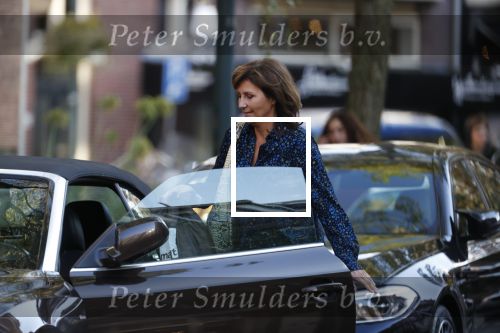 Amsterdam 28 oktober 2019
Astrid Joosten doet boodschappen op de cornelis Schuytstraat.
