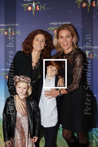 Den Haag 13 september 2019
Premiere Cirque du Soleil op het malieveld in Den Haag. Barbara Barend met vrouw en kinderen