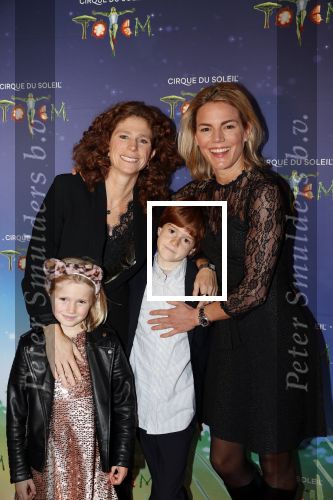 Den Haag 13 september 2019
Premiere Cirque du Soleil op het malieveld in Den Haag. Barbara Barend met vrouw en kinderen