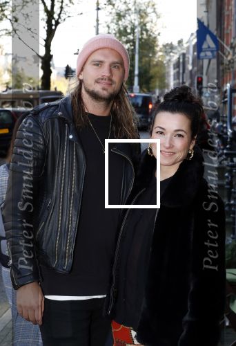 Amsterdam 29 oktober 2019
Boekpresentatie in restaurant Breda met Freek v Noortwijk Guillaume de Beer Jojanneke v Iwaarden en Ronald Giphart. Birgit Schuurman met haar nieuwe vriend