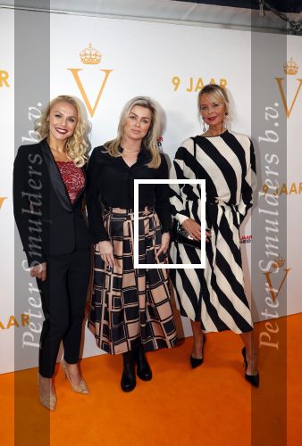 Katwijk 30 oktober 2019
9 jaar soldaat van Oranje in de hangar op vliegveld Valkenburg .
Bridget Maasland kwam met btwee vriendinnen