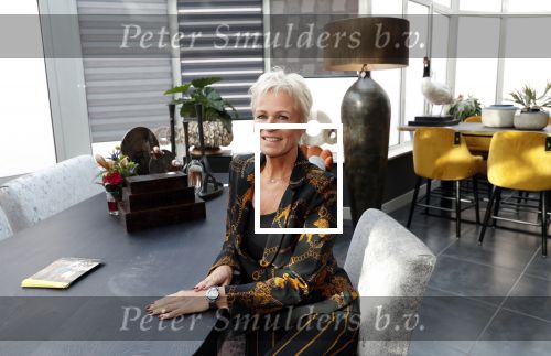 Zwijndrecht 3 november 2019
Caroline v Eeden werkt een dag bij interieurwinkel Josi .