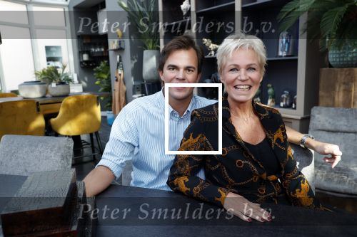 Zwijndrecht 3 november 2019
Caroline v Eeden werkt een dag bij interieurwinkel Josi . Josi en Caroline