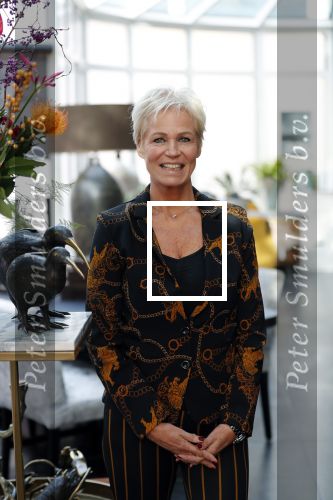 Zwijndrecht 3 november 2019
Caroline v Eeden werkt een dag bij interieurwinkel Josi .