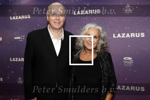 Amsterdam 13 oktober 2019
Premiere Lazarus in het deLamar theater. Cilly Dartell met man