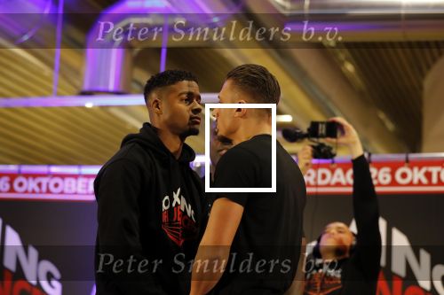 Almere 26 september 2019
Presentatie influencer boxing avond in sportcentrum Almere.
Danicio Confried VS Harry Snijders