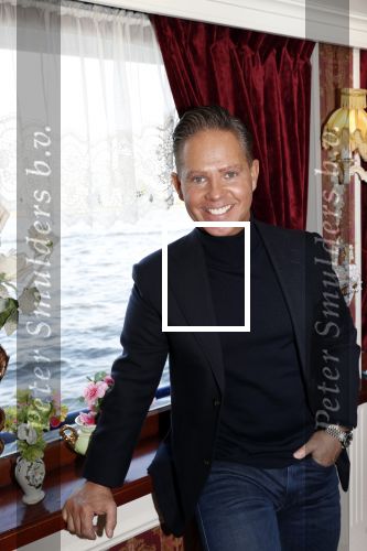 Amsterdam 30 oktober 2019
Perspresentatie Holland zingt Hazes met Jeroen v d Boom Danny de Munk Gerard Joling Samantha Steenwijk en Glennis Grace op feestboot De Jordaan.