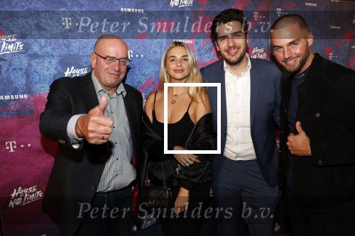 Amsterdam 30 oktober 2019
Premiere house of no Limits. David Cocheret met Fred Teeven Gaby Blaaser en Donny Roelvink