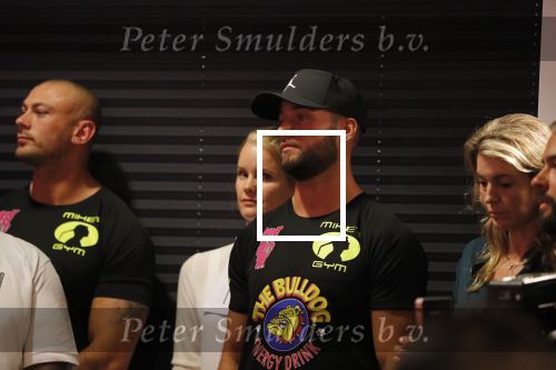 Almere 26 september 2019
Presentatie influencer boxing avond in sportcentrum Almere. Donny Roelvink