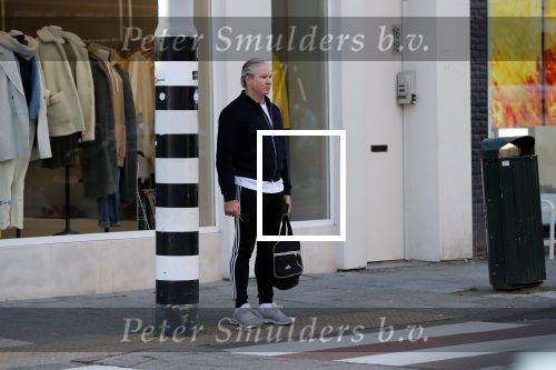 Amsterdam 31 oktober 2019
Dries Roelvink komt thuis van het sporten