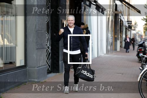 Amsterdam 31 oktober 2019
Dries Roelvink komt thuis van het sporten