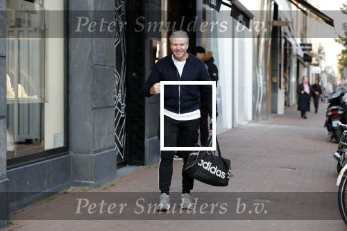 Amsterdam 31 oktober 2019
Dries Roelvink komt thuis van het sporten