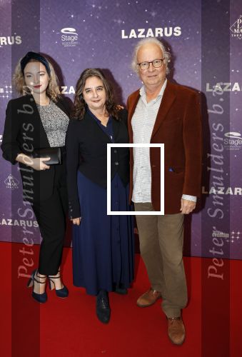 Amsterdam 13 oktober 2019
Premiere Lazarus in het deLamar theater. Eddy Habbema met vrouw en dochter