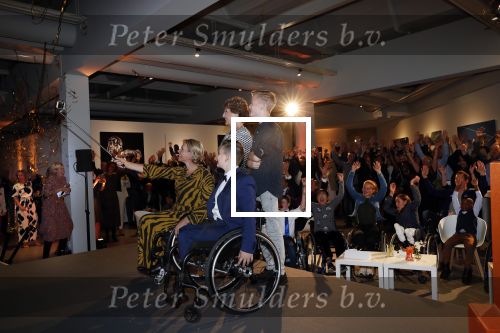 Amstelveen 1 oktober 2019
15 jaar de Esther Vergeer Foundation in het Cobra museum . Er wordt een expositie geopend van 15 fotografen waaronder oa William Rutten Estelle Cruijff Klaasjan v d Weij Patty Brard Isa Hoes Marco Borsato Sacha de Boer Klaas v Kruistem en Edwin Smulders. Anouk Smulders presenteert het en Prinses Margriet is aanwezig.
