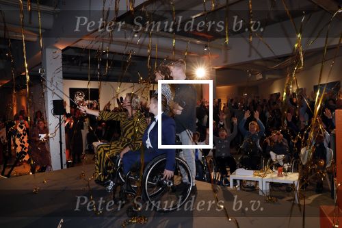 Amstelveen 1 oktober 2019
15 jaar de Esther Vergeer Foundation in het Cobra museum . Er wordt een expositie geopend van 15 fotografen waaronder oa William Rutten Estelle Cruijff Klaasjan v d Weij Patty Brard Isa Hoes Marco Borsato Sacha de Boer Klaas v Kruistem en Edwin Smulders. Anouk Smulders presenteert het en Prinses Margriet is aanwezig.