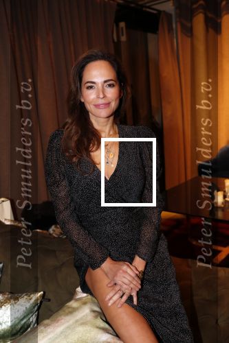 Amsterdam 12 november 2019
lancering van het boek Two Faces van Ali Pirayesh in the Dutchess.
Evelyn Struik met Sander Janson en Mark Teurlings