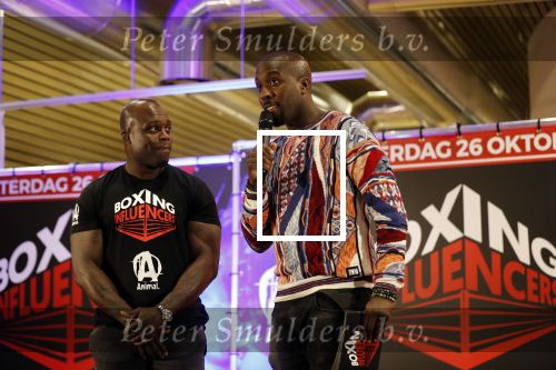 Almere 26 september 2019
Presentatie influencer boxing avond in sportcentrum Almere. Fernando Halman
