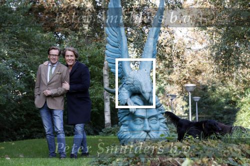 Den Haag 24 oktober 2019
Frank Jansen en Rogier Smit ( Paleis voor een prikkie) laten hun honden uit. Frank en Rogier