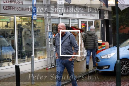 Voorburg 1 november 2019
Frits Wester terug uit Zuid Africa waar hij in een afkickkliniek heeft gezeten