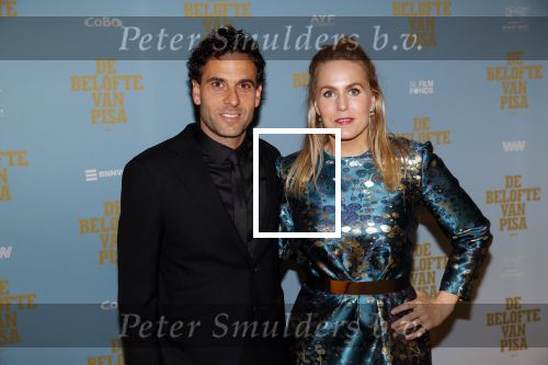 Amsterdam 7 oktober 2019
Premiere de belofte van Pisa in Tuschinski. Hadewych Minis met partner