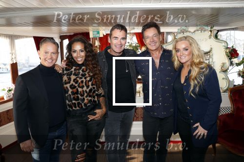 Amsterdam 30 oktober 2019
Perspresentatie Holland zingt Hazes met Jeroen v d Boom Danny de Munk Gerard Joling Samantha Steenwijk en Glennis Grace op feestboot De Jordaan.