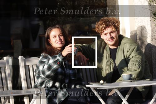 Amsterdam 31 oktober 2019
Holly Brood en Soy Kroon op terras.