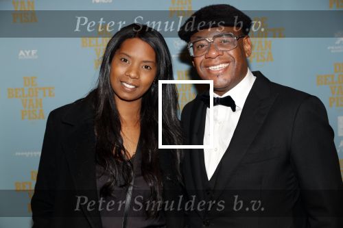 Amsterdam 7 oktober 2019
Premiere de belofte van Pisa in Tuschinski. Howard Komproe met  Cyanne Toebes