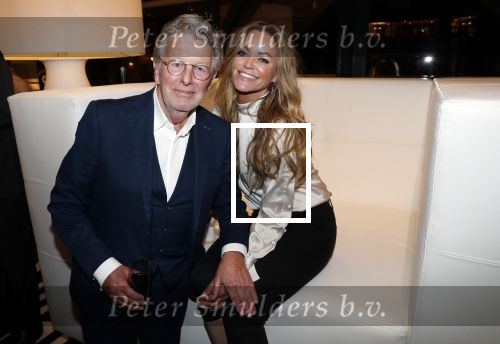 Naarden 31 oktober 2019
50 jaar Jan des Bouvrie als ontwerper werkzaam. Feest is in het Arsenaal. Inge de Bruijn kwam met een kennis
