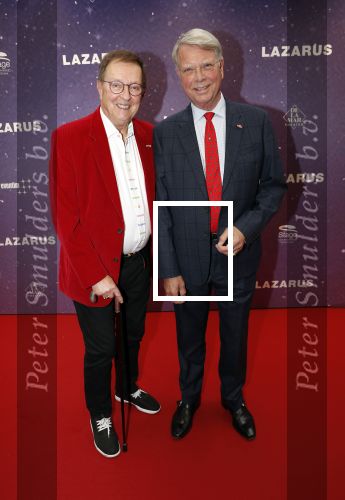 Amsterdam 13 oktober 2019
Premiere Lazarus in het deLamar theater. Jan Swinkels met partner