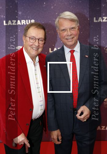 Amsterdam 13 oktober 2019
Premiere Lazarus in het deLamar theater. Jan Swinkels met partner