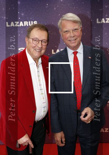 Amsterdam 13 oktober 2019
Premiere Lazarus in het deLamar theater. Jan Swinkels met partner