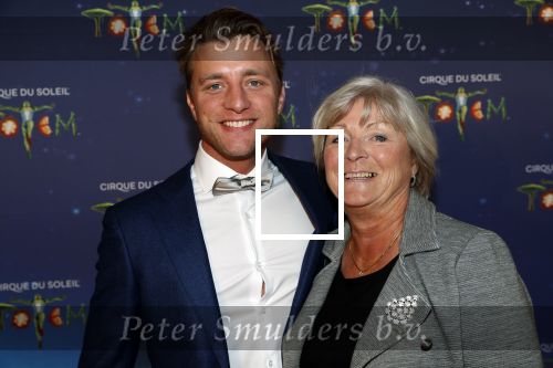 Den Haag 13 september 2019
Premiere Cirque du Soleil op het malieveld in Den Haag. Jan Versteegh kwam met zijn moeder