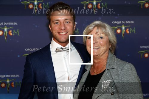 Den Haag 13 september 2019
Premiere Cirque du Soleil op het malieveld in Den Haag. Jan Versteegh kwam met zijn moeder