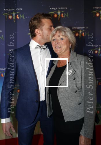Den Haag 13 september 2019
Premiere Cirque du Soleil op het malieveld in Den Haag. Jan Versteegh kwam met zijn moeder