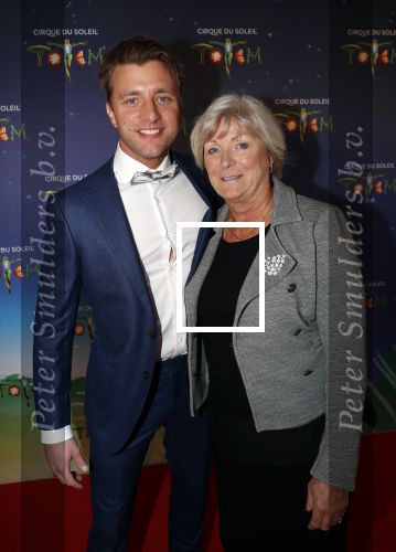 Den Haag 13 september 2019
Premiere Cirque du Soleil op het malieveld in Den Haag. Jan Versteegh kwam met zijn moeder