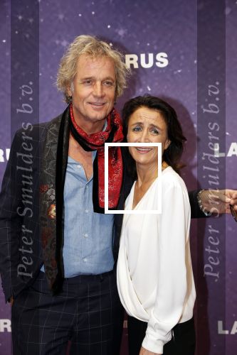 Amsterdam 13 oktober 2019
Premiere Lazarus in het deLamar theater. Jeroen Pauw kwam met zijn vriendin en kwam op de loper ex vriendin Manuela Kemp tegen