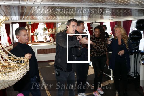 Amsterdam 30 oktober 2019
Perspresentatie Holland zingt Hazes met Jeroen v d Boom Danny de Munk Gerard Joling Samantha Steenwijk en Glennis Grace op feestboot De Jordaan.