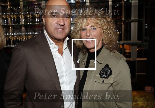 Amsterdam 3 november 2019
Boekpresentatie Yce Sidibeh in hotel 27 . John v d Heuvel met zijn vrouw
