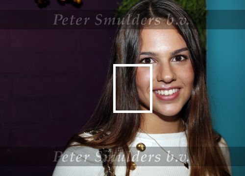 Utrecht 21 oktober 2019
Boekpresentatie Sterre Koning bij de ping pong club. Romy Monteiro krijgt het eerste boek. Julia Bakker