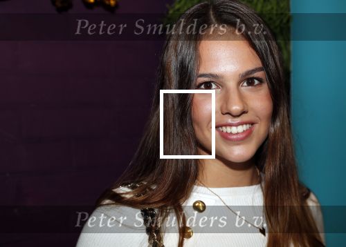 Utrecht 21 oktober 2019
Boekpresentatie Sterre Koning bij de ping pong club. Romy Monteiro krijgt het eerste boek. Julia Bakker