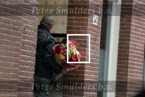 Amsterdam 7 november 2019
Bij Kajsa Ollongren worden bloemen bezorgd.
