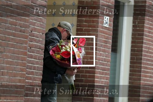 Amsterdam 7 november 2019
Bij Kajsa Ollongren worden bloemen bezorgd.
