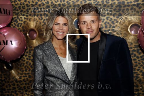 Amsterdam 6 november 2019
Presentatie Kek mama TV bij Mama Kelly.
Kim Kotter gaat voor ze vloggen. Kim en haar man Jaap Reesema