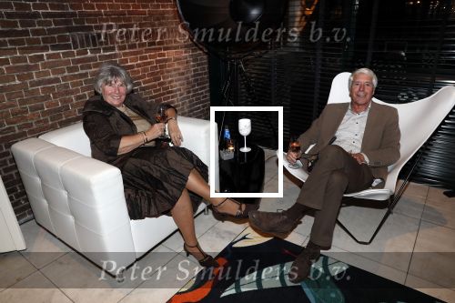 Naarden 31 oktober 2019
50 jaar Jan des Bouvrie als ontwerper werkzaam. Feest is in het Arsenaal.
Klaas Wilting met vrouw